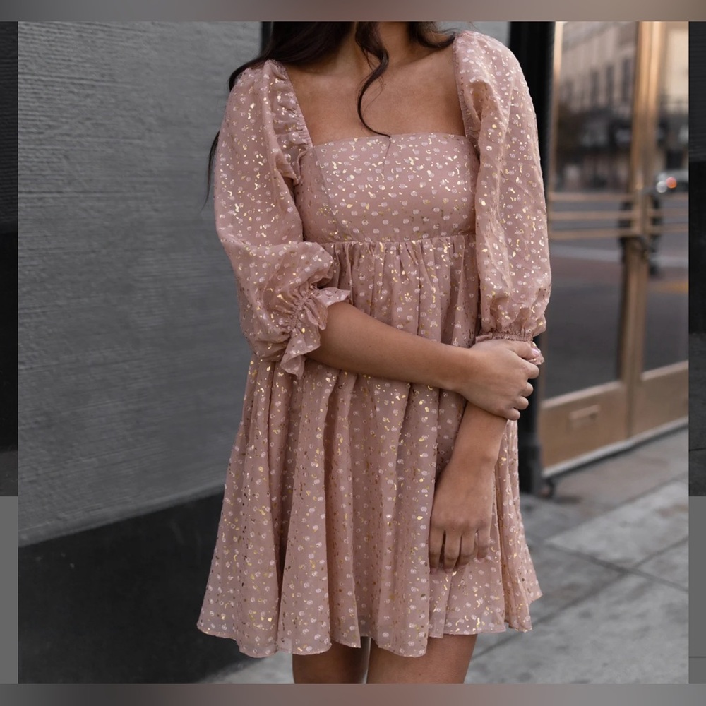 STORIA GOLD & ROSE BABYDOLL DRESS ✨ - Picture 3 of 3